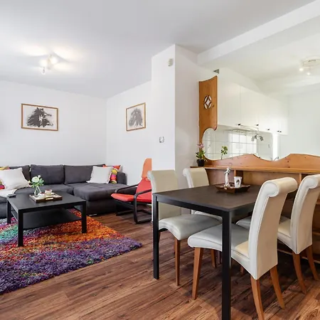 Molly's - 2 Bdrms, Terrace, Parking Appartement